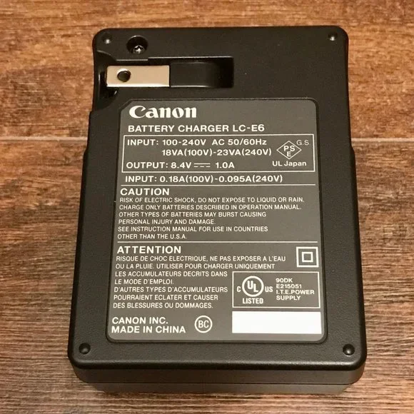 Canon LC E6 Battery Charger, NEW Electronics